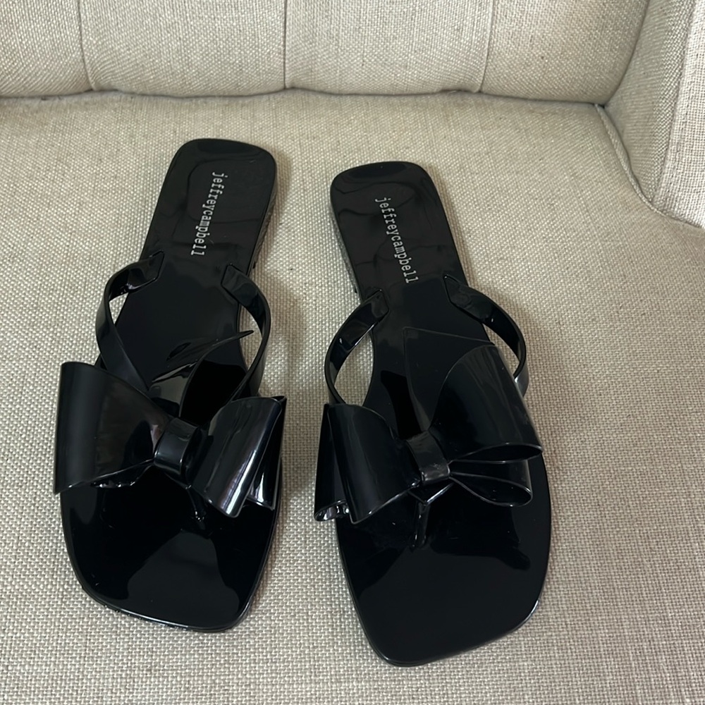 Jeffrey Campbell Black Jelly Flip Flops Size 9